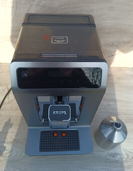 Automatický kávovar KRUPS EA894T10 - se zárukou - 3