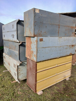 Kovové šatní skříně - 3