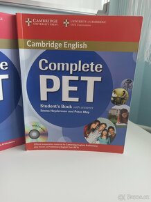 Učebnice a pracovní sešit Complete PET Cambridge - 3