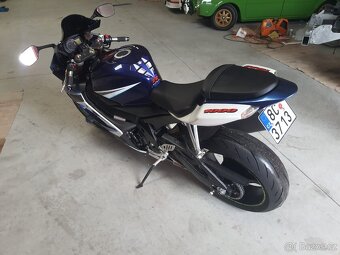 Suzuki 1000gsxr - 3