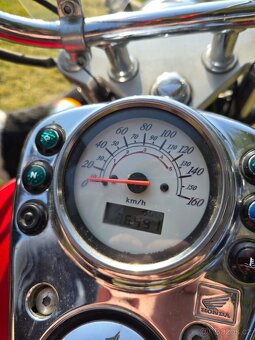 Honda VT 125 shadow - 3