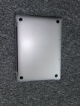 MacBook Pro 13” 2018 - i5/8GB RAM/256GB SSD - 3