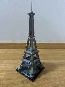 LEGO Architecture The Eiffel tower-21019 - 3