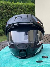 Schuberth E2 Defender - 3