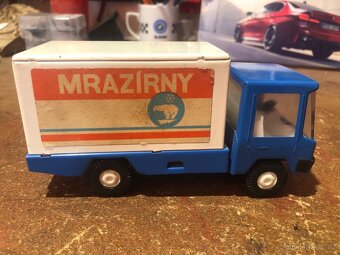 IGRA plechové auto mrazírny - 3