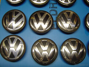 4X Pokličky na středy kol VW 3B7601171-3 sady - 3