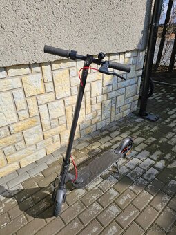 Prodám Xiaomi electric Scooter Pro 2 - 3