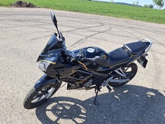 Honda CBR 125R - 3