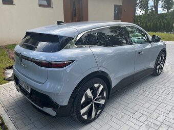 Renault Megane etech - 3