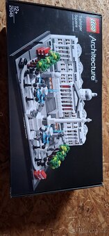 Lego architecture 21045 - trafalgar - 3