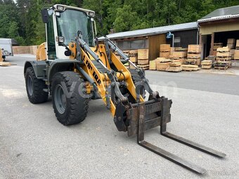 Kolový nakladač LIEBHERR L514 - 3