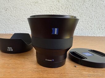 Zeiss Batis 18 mm f/2,8 pro Sony E, jako nové, komplet - 3