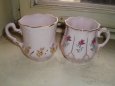 Dva krásné starší hrnky z růžového porcelánu - 3