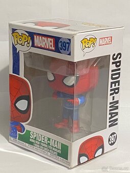 Funko Pop Marvel #397 Spider-Man (Vánoční svetr) - 3