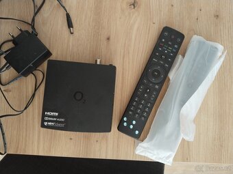 ROUTER O2 SMART BOX + O2 TV SET TOP BOX - 3