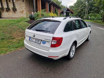 Škoda Superb 2 combi 2,0 TDI facelift , navi, xenony - 3