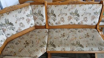 Masivní rohová lavice +1x židle - 3