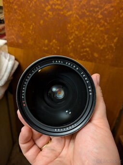 Objektivy a fotoaparáty - 3