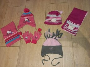 Mix ponožky, čepice, šály, rukavice (více ponožek další foto - 3