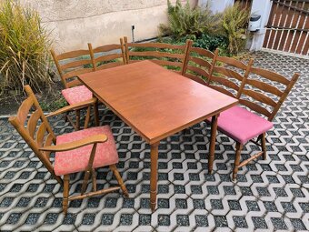 Rohová jídelní lavice, rozkládací stůl a židle - 3