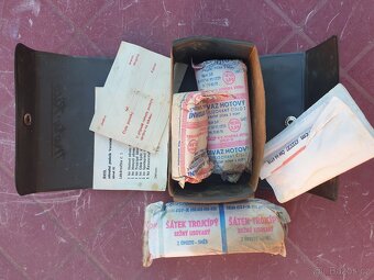 Prodám použitou moto retro lékárničku - 3