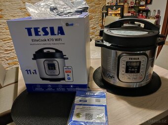 Multifunkční elektrický tlakový hrnec - 3