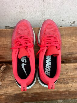 Nike Odyssey React - 3