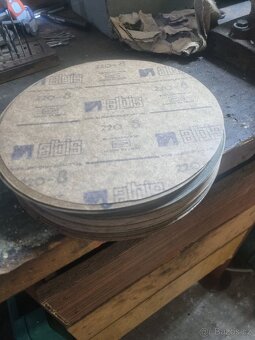 Brusné papíry různé - 3