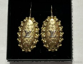 Zlaté náušnice LV - 3