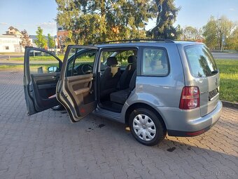 Benzínový Volkswagen Touran 1.4 ( po ROZVODECH) - 3