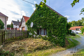 Prodej rodinného domu 819 m², pozemek 9 510 m² - 3