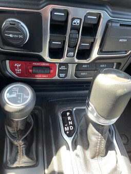 Jeep Wrangler Rubicon 392, 6.4 V8 HEMI 470HP - 3