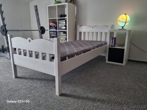 Prodám rustikální dřevěnou postel - 3
