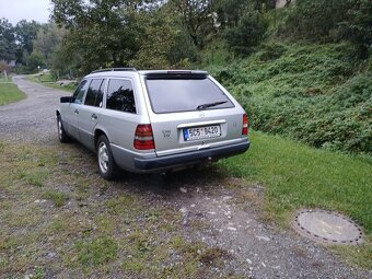 Mercedes W 124 2,5 TD Kombi - 3