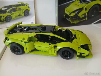 LEGO Technic 42161 Lamborghini Huracán Tecnica - 3