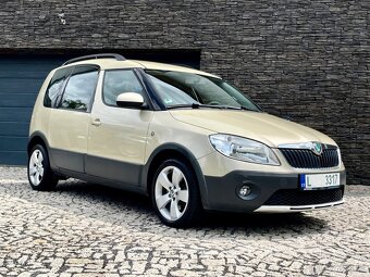 Škoda Roomster 1.2 TSi Scout - 3