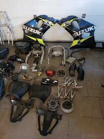 Díly Suzuki GSX-R 600,750 r.v2001-2003 - 3