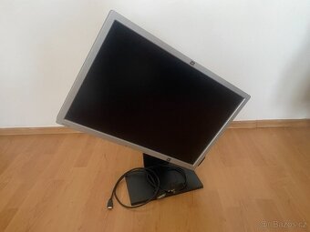 24" palcový LCD Monitor HP LP2465 - 3