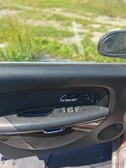 Celý interiér Citroen C6 exclusive - 3