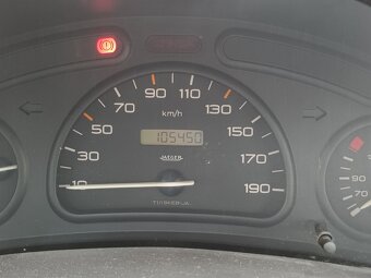 Peugeot 206 1.2 - 3