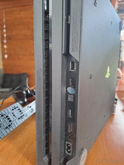 PlayStation 4 Pro - 3