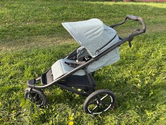 Kočárek Thule Urban Glide 3 s látkou v barvě Mid Blue. - 3