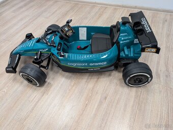 Elektrické autíčko Formula 1 Aston Martin – nové, s DO - 3