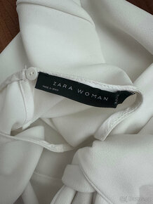 Krásný dámský top-blůza Zara bílá - 3