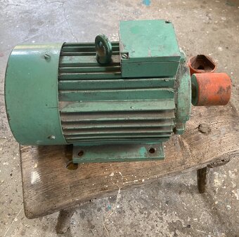 Motor - 3