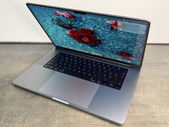 MacBook Pro 16'' 2021 / M1 Pro / 16GB / 512GB SSD - DPH - 3