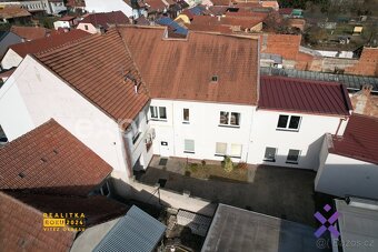 Prodej činžovního domu s 10 byty a obchodním prostorem, 507 - 3