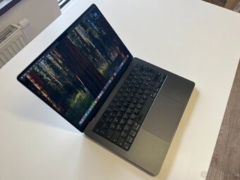 Prodám Apple MacBook Pro 14” (2023) – M3 Pro, 18GB RAM,512GB - 3