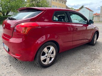 Kia Ceed 1.6 CRDi 85kw, 2008 - 3