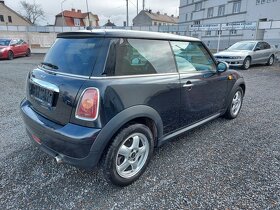Mini Cooper One 1.4i 70kw r.v.2008 6rychlosti - 3